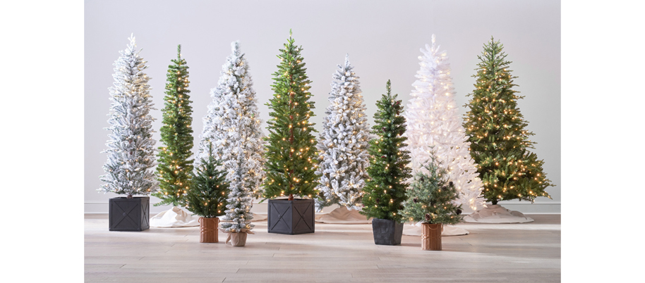7 Christmas Tree Lighting Tips that Will Make the Job Easier - In My Own  Style